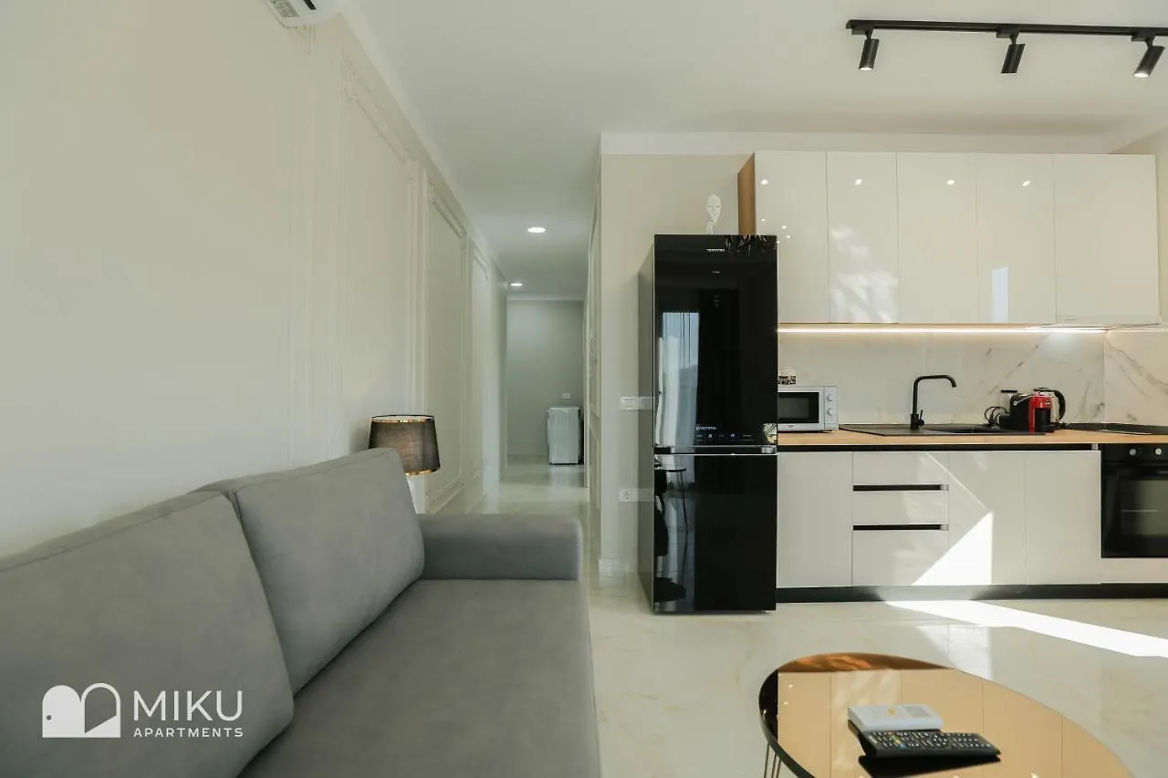Miku Apartment - Lovely 1 Bedroom Spectacular View Tirana