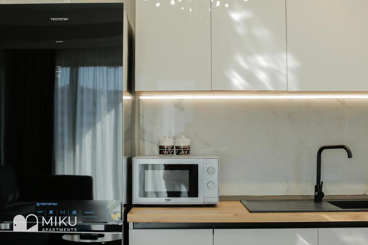 Miku Apartment - Lovely 1 Bedroom Spectacular View Tirana