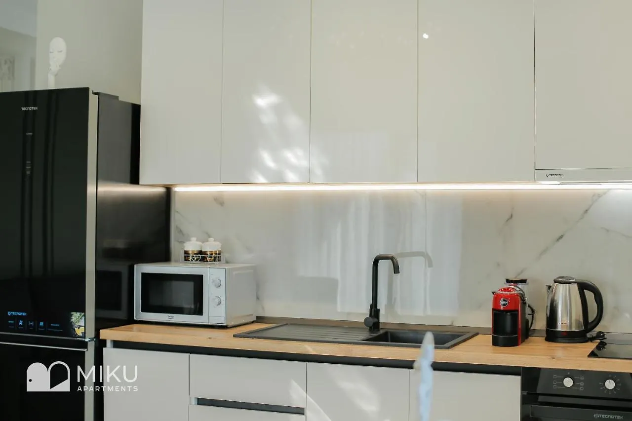 Miku Apartment - Lovely 1 Bedroom Spectacular View Tirana 0*,