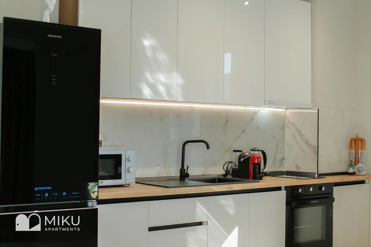 Miku Apartment - Lovely 1 Bedroom Spectacular View Tirana
