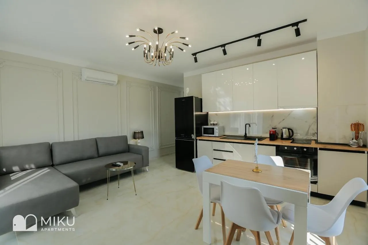 Miku Apartment - Lovely 1 Bedroom Spectacular View Tirana