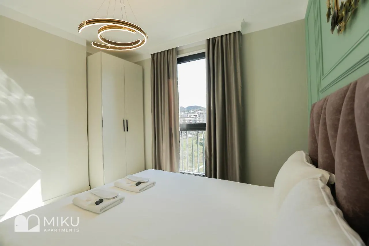 Miku Apartment - Lovely 1 Bedroom Spectacular View Tirana Albania